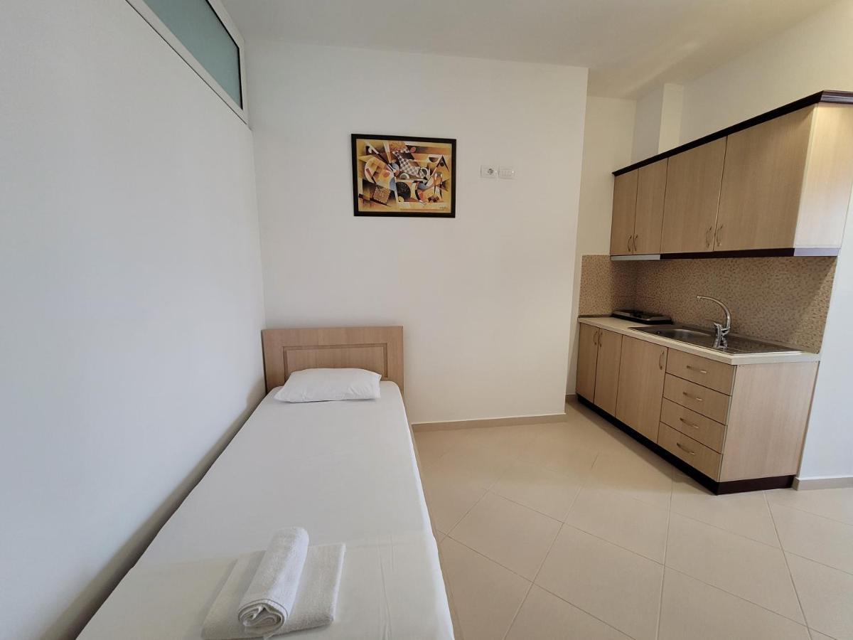 Vila Mario Aparthotel Ksamil Luaran gambar